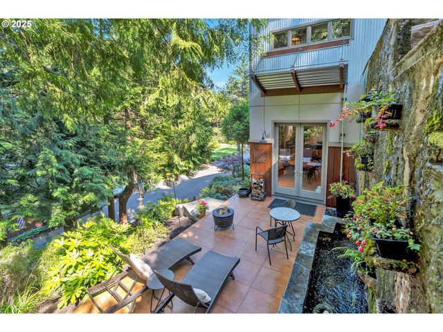 315 Sw 48TH Dr, Portland, OR 97221