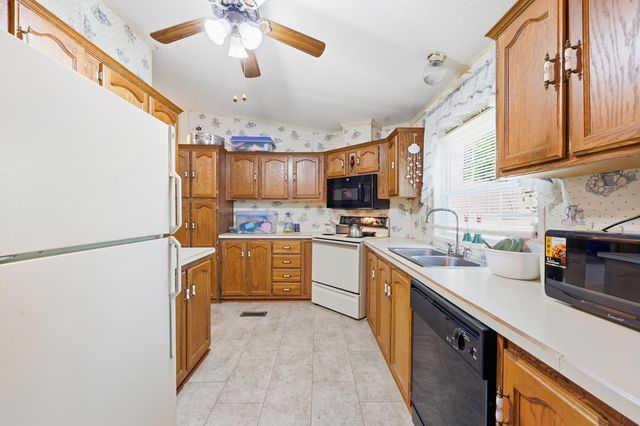 4513 Poinsett St., North Myrtle Beach, SC 29582