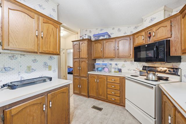 4513 Poinsett St., North Myrtle Beach, SC 29582