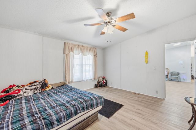 4513 Poinsett St., North Myrtle Beach, SC 29582
