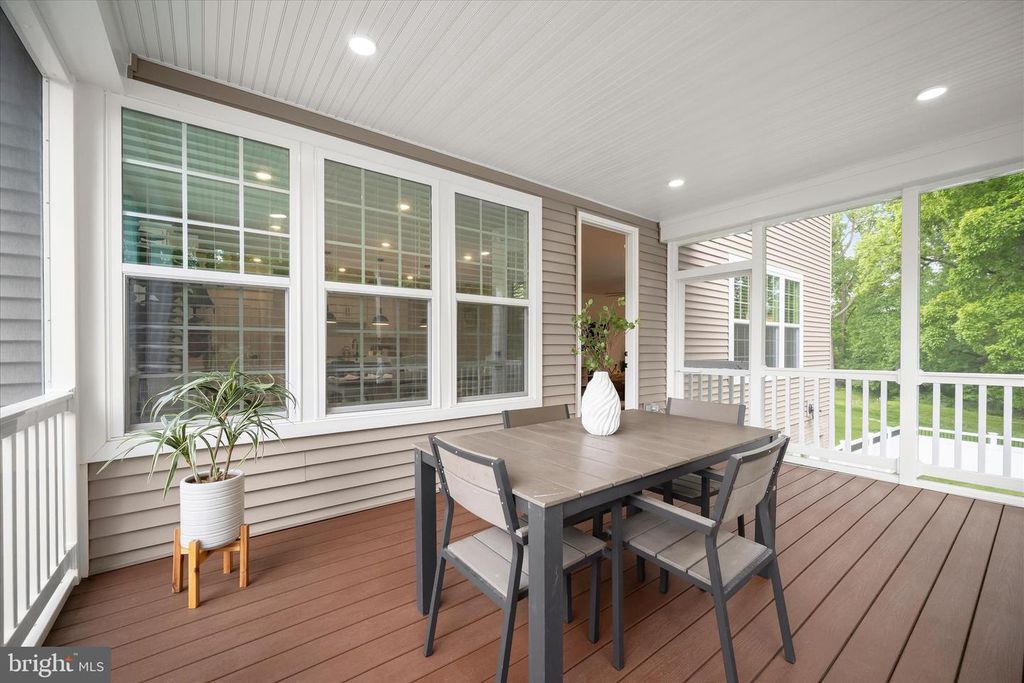 Image 24 of property listing at 8370 MCGILL CT, Laurel, MD 20723