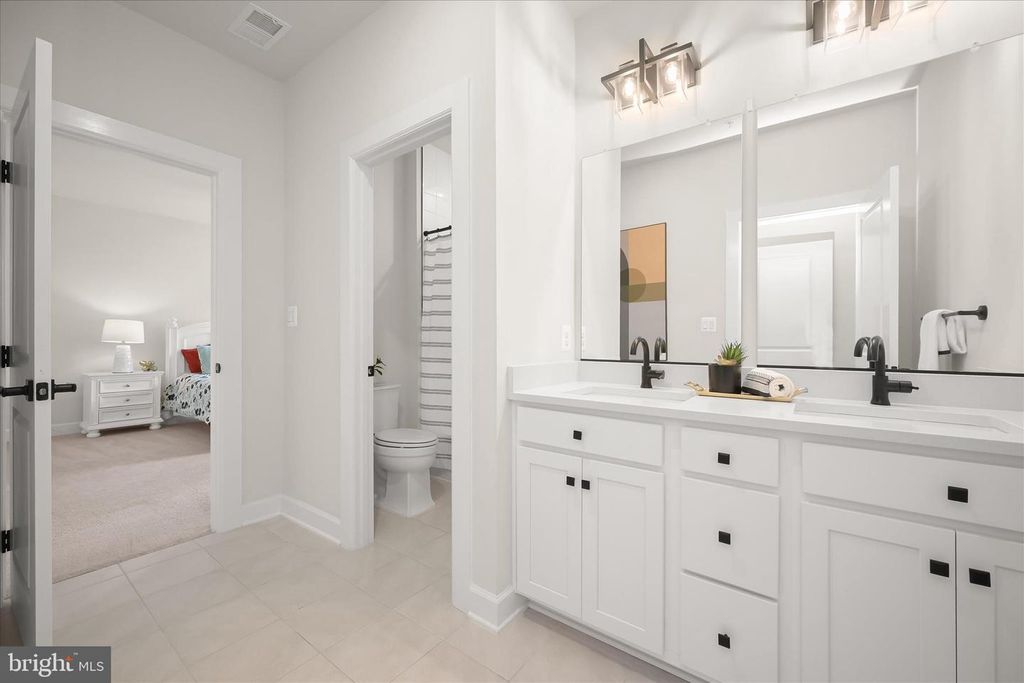 Image 47 of property listing at 8370 MCGILL CT, Laurel, MD 20723