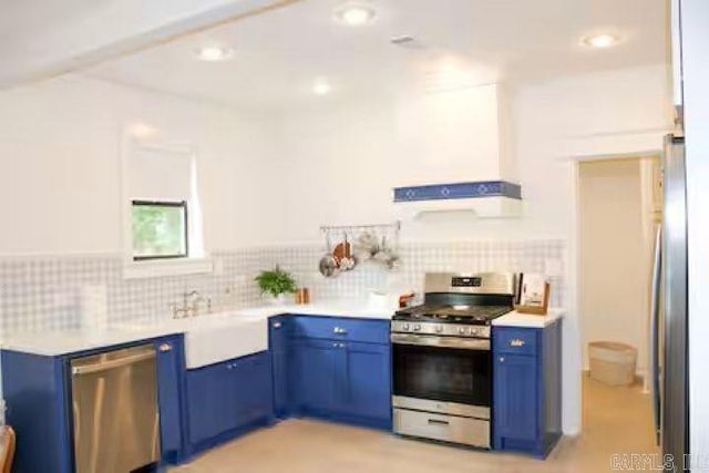 1716 Simms, Conway, AR 72032