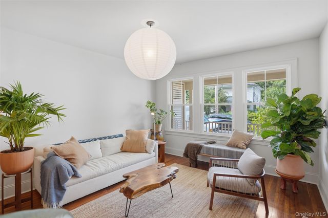 625 Delaware Avenue, Kingston, NY 12401