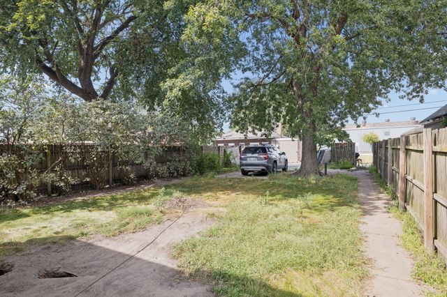 4324 Ivy Street, East Chicago, IN 46312