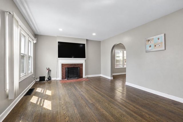 4324 Ivy Street, East Chicago, IN 46312
