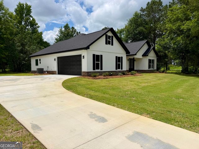 1161 Mulberry Place, Dudley, GA 31022