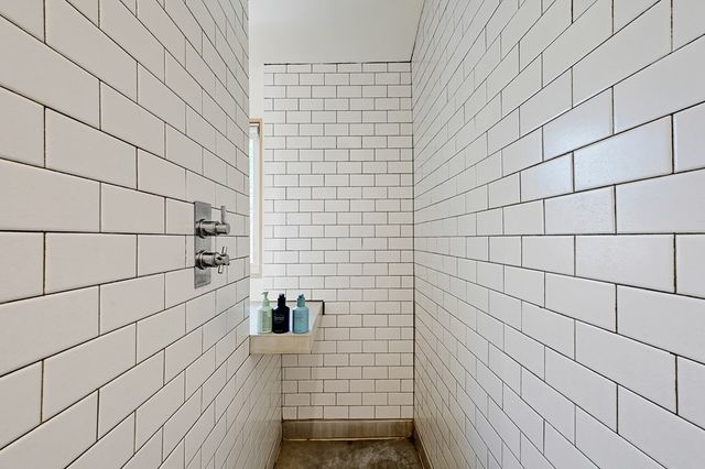 112 E Galveston St, Marfa, TX 79843