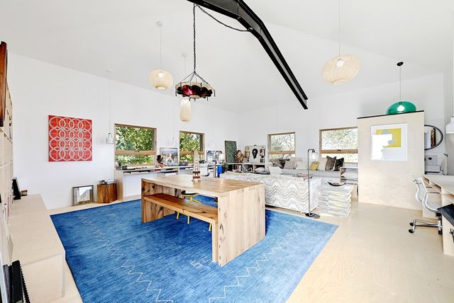 112 E Galveston St, Marfa, TX 79843