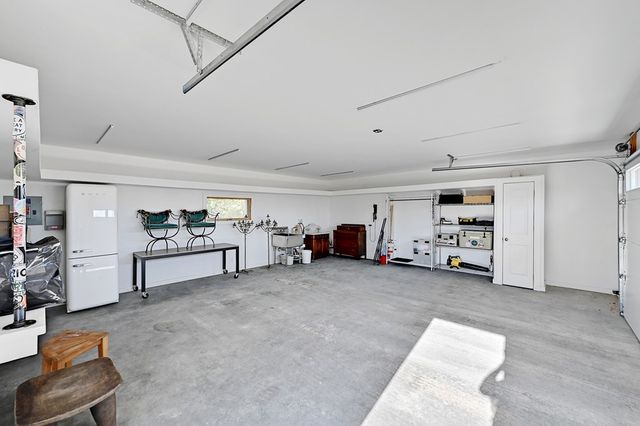 112 E Galveston St, Marfa, TX 79843