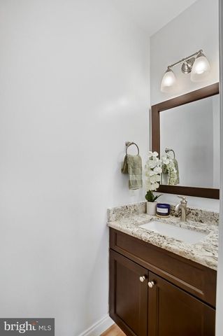 20135 VALHALLA SQ, Ashburn, VA 20147