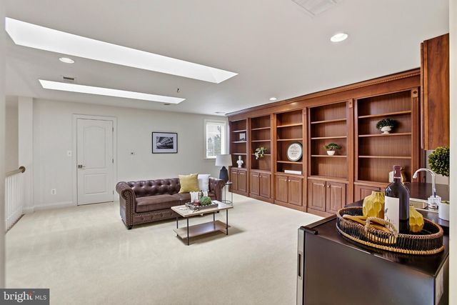 20135 VALHALLA SQ, Ashburn, VA 20147