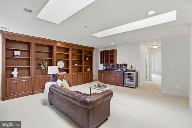 20135 VALHALLA SQ, Ashburn, VA 20147