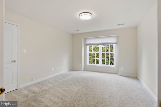 20135 VALHALLA SQ, Ashburn, VA 20147
