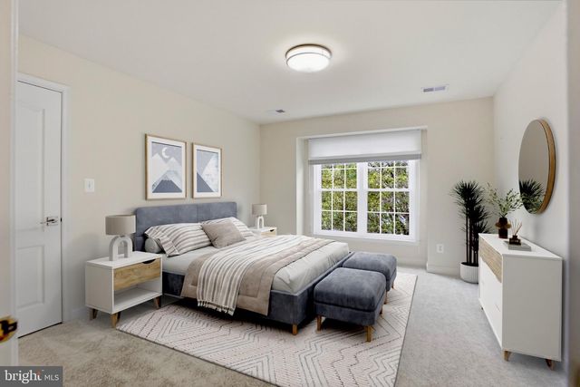 20135 VALHALLA SQ, Ashburn, VA 20147
