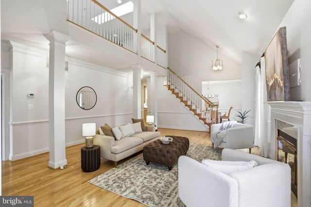 20135 VALHALLA SQ, Ashburn, VA 20147