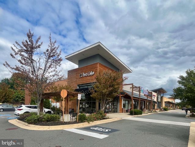 20135 VALHALLA SQ, Ashburn, VA 20147