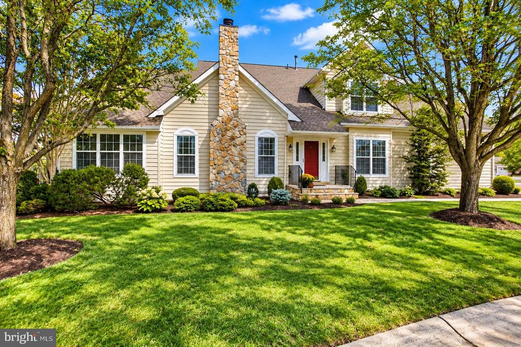 20135 VALHALLA SQ, Ashburn, VA 20147