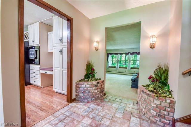 9412 Beaver Creek Drive, Mentor, OH 44060