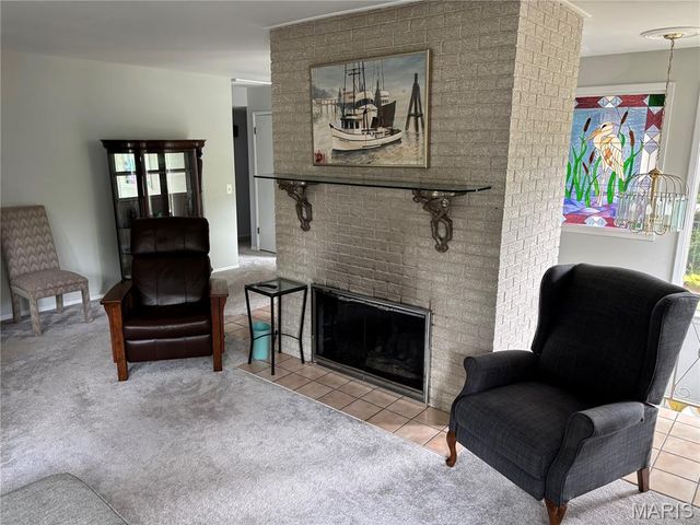 3102 Illini Trail, Godfrey, IL 62035