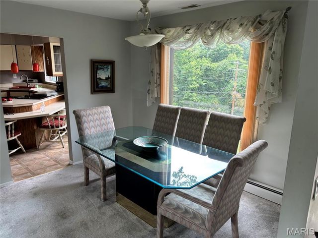 3102 Illini Trail, Godfrey, IL 62035