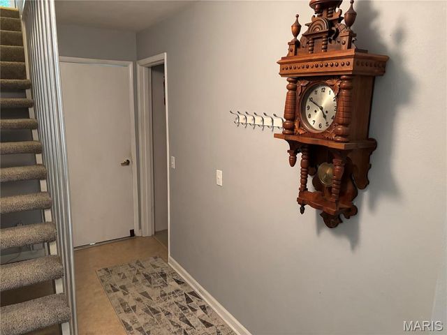 3102 Illini Trail, Godfrey, IL 62035