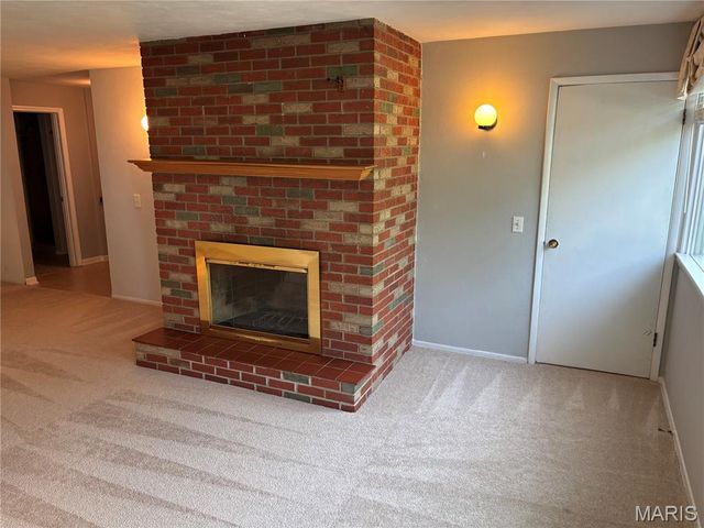 3102 Illini Trail, Godfrey, IL 62035