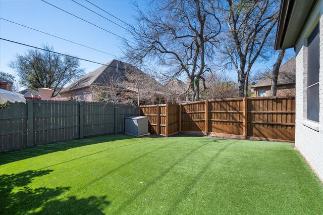 3202 Abbey Road, Mansfield, TX 76063