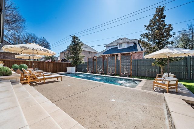 3202 Abbey Road, Mansfield, TX 76063