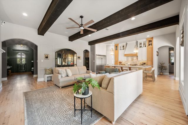 3202 Abbey Road, Mansfield, TX 76063