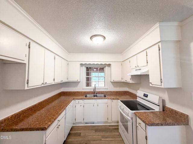 3728 Dusty Lane, Raleigh, NC 27604