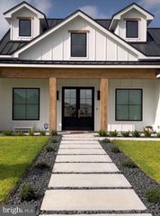 PINEWOOD DR, Waldorf, MD 20601