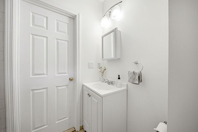 14 Fairmont St 2, Cambridge, MA 02139