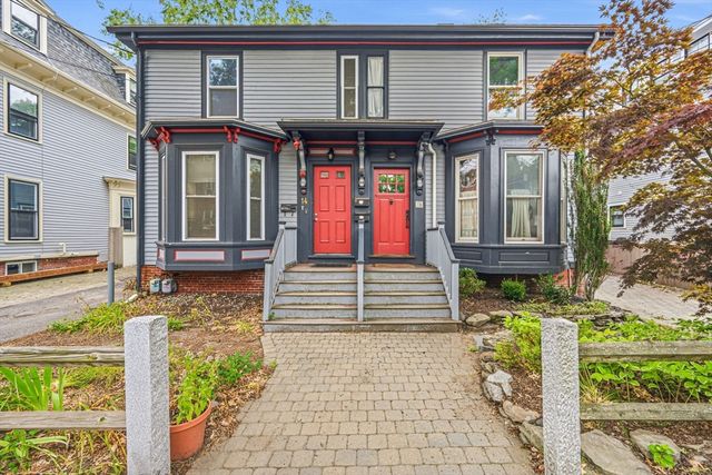 14 Fairmont St 2, Cambridge, MA 02139