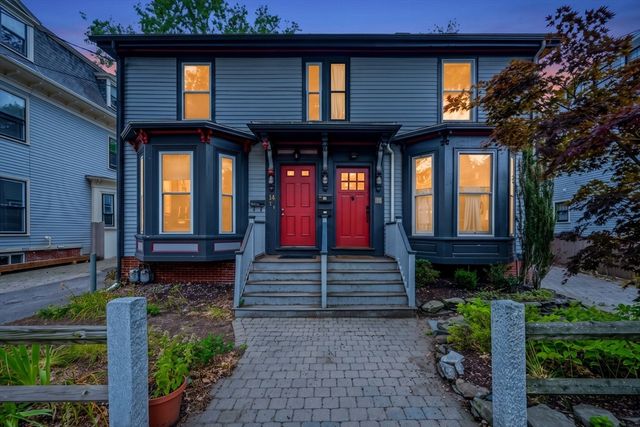 14 Fairmont St 2, Cambridge, MA 02139