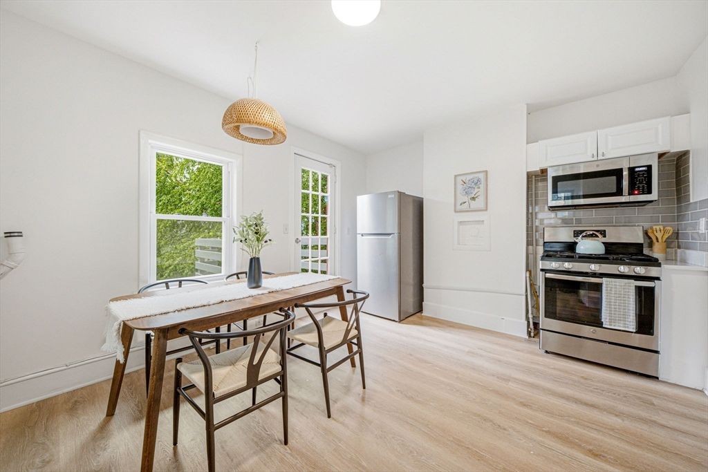 14 Fairmont St 2, Cambridge, MA 02139