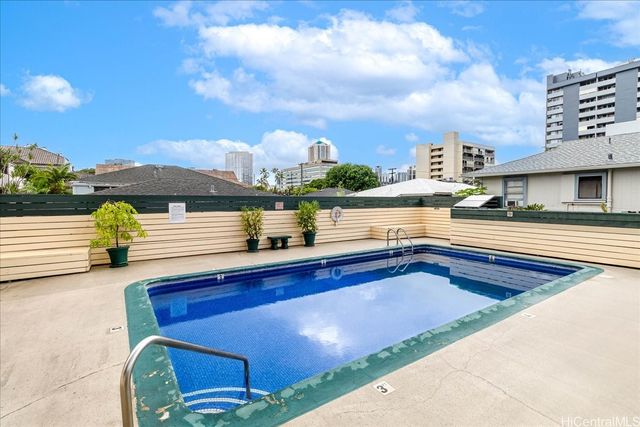 1314 Victoria Street 801, Honolulu, HI 96814