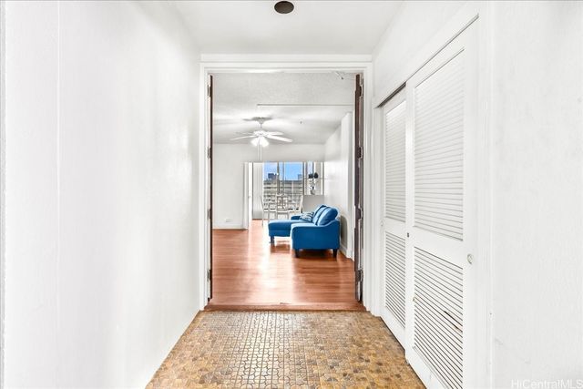 1314 Victoria Street 801, Honolulu, HI 96814