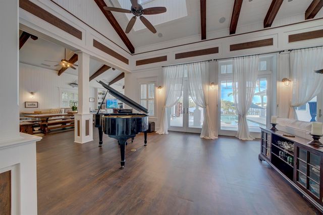 5270 Pennock Point Road, Jupiter, FL 33458