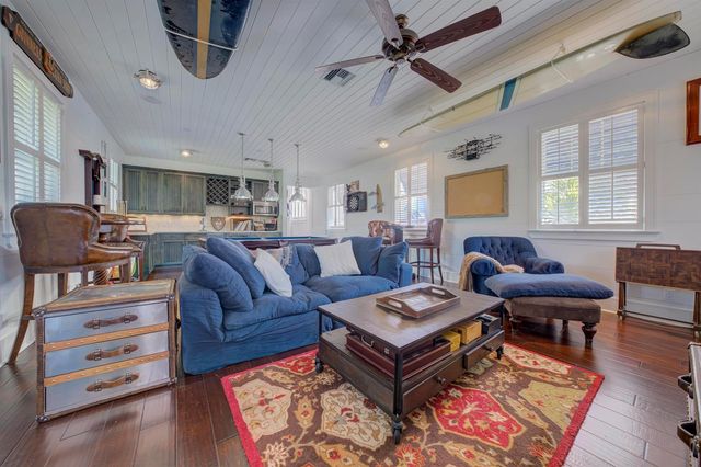 5270 Pennock Point Road, Jupiter, FL 33458