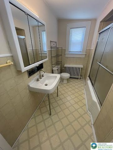 1323 Northampton Street 1, Easton, PA 18042