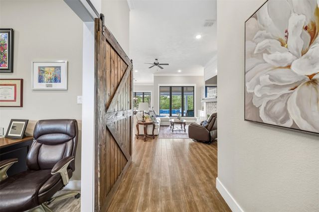 3886 Golden Trail, College Station, TX 77845