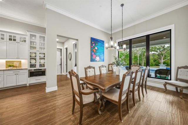 3886 Golden Trail, College Station, TX 77845