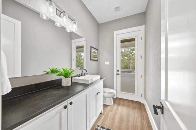 3886 Golden Trail, College Station, TX 77845