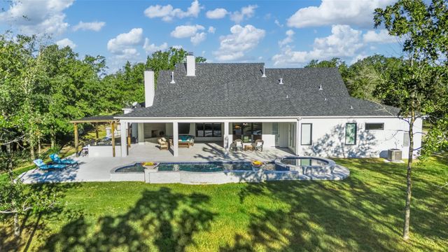 3886 Golden Trail, College Station, TX 77845