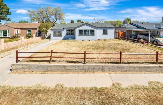 44516 Fern, Lancaster, CA 93534