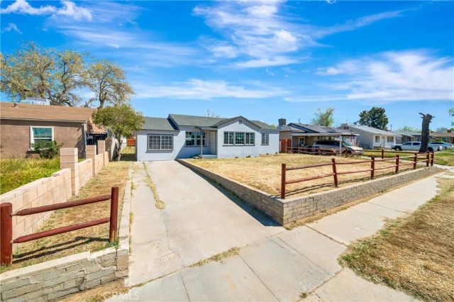 44516 Fern, Lancaster, CA 93534