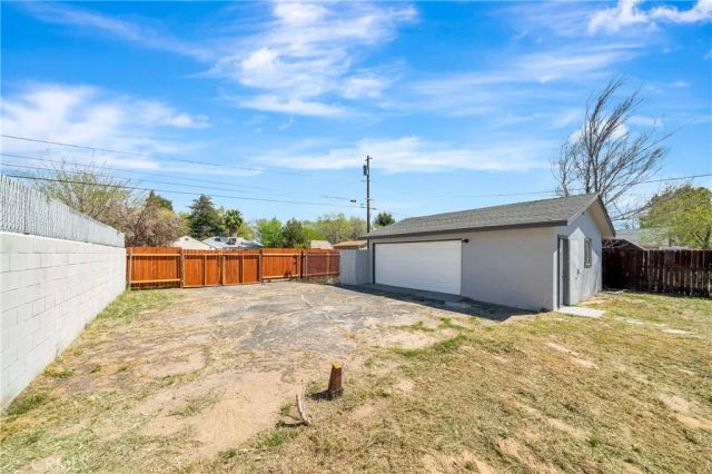 44516 Fern, Lancaster, CA 93534