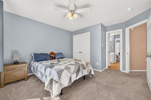 31 W Prairie Dawn Circle, Conroe, TX 77385