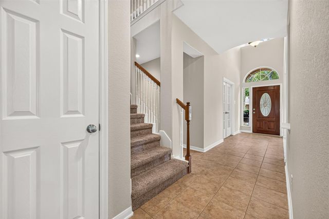 31 W Prairie Dawn Circle, Conroe, TX 77385